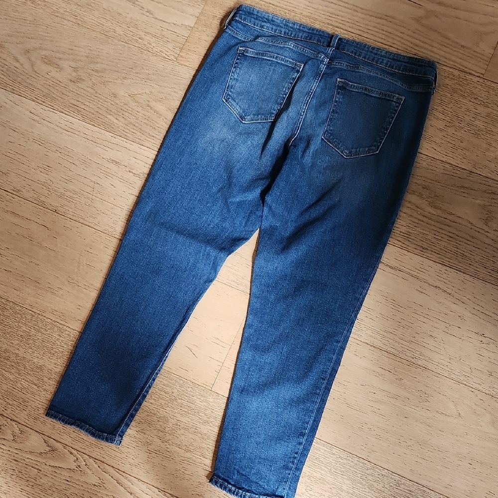 Gap Girlfriend Denim Jeans with Embroidered Flowers - Picture 9 of 10